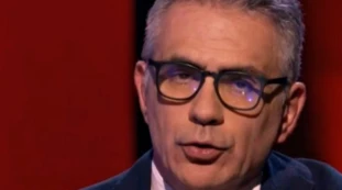 Green pass, la profezia-choc di Pregliasco: "Cosa ci accadrà nell'inverno del 2023"