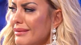 Elena Morali, lo sfogo dopo il lutto: "E mi dicevano che dei morti me ne sbattevo"