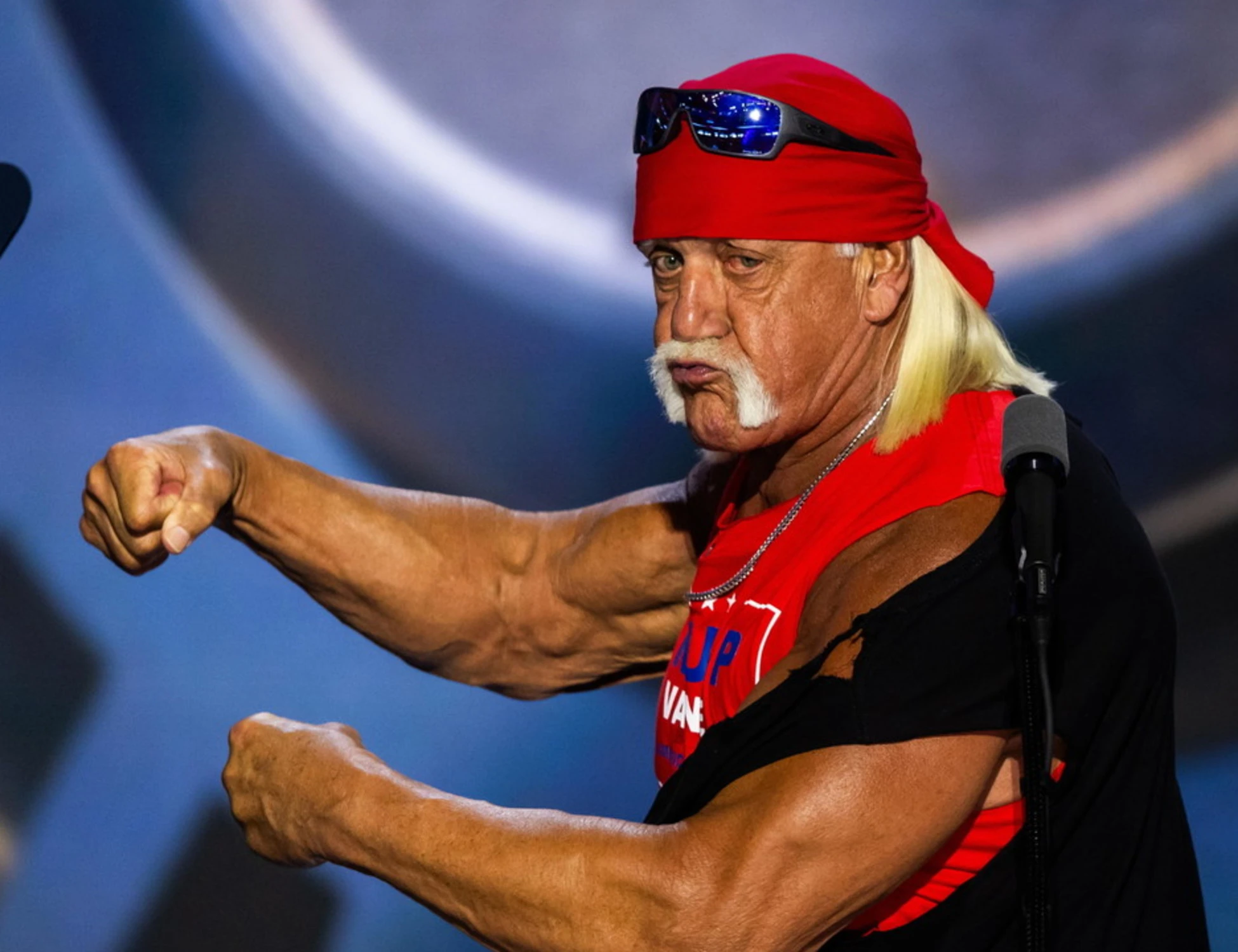 Addio ad Hulk Hogan, super campione di wrestling: aveva 71 anni