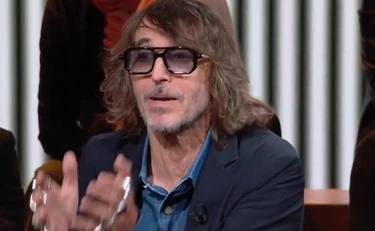 Bollo auto, Giuseppe Cruciani umilia il Pd a Dritto e Rovescio: "Siete surreali, di cosa state parlando?"