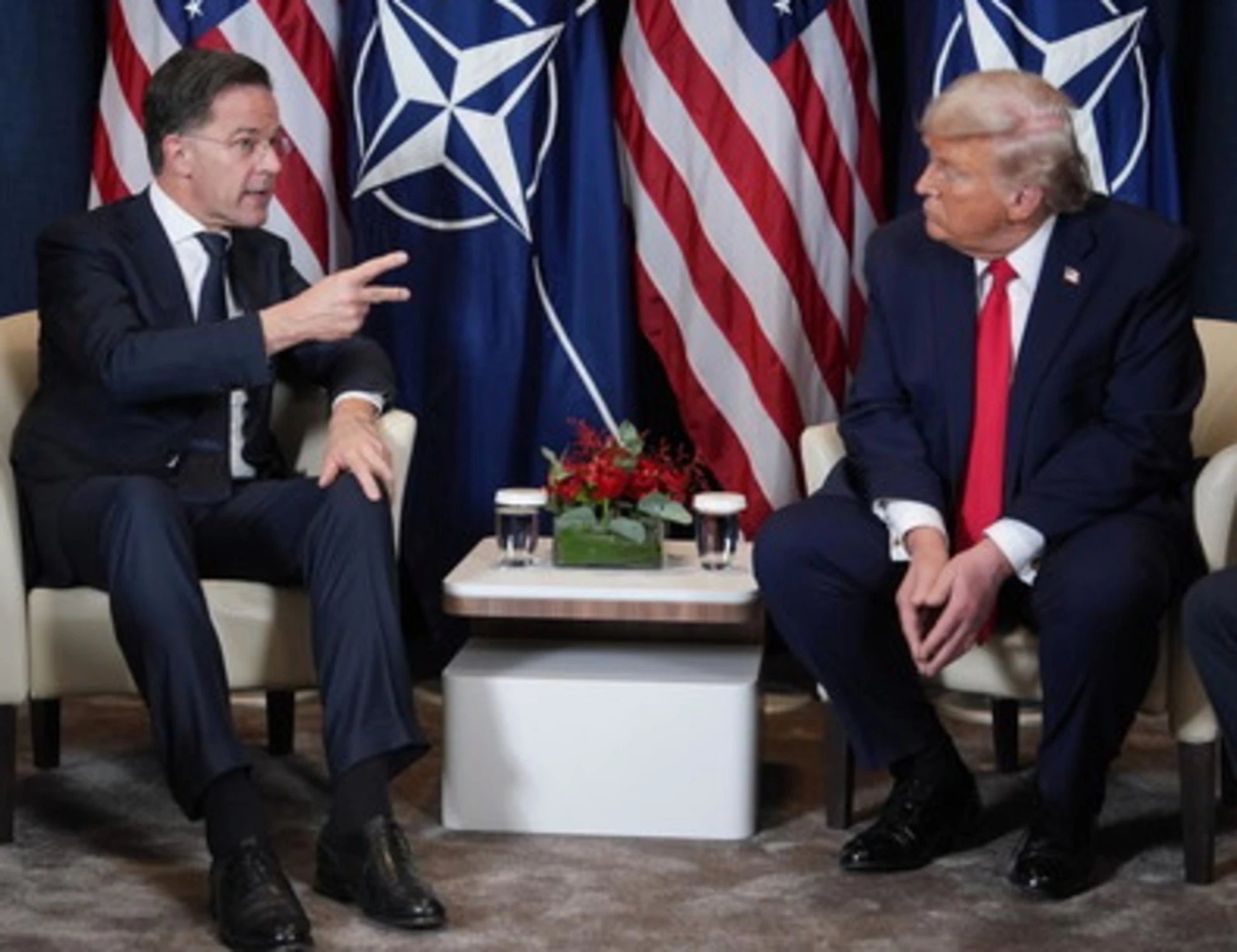 Groenlandia, Trump: "Accordo con Rutte, stop ai dazi", svolta a Davos