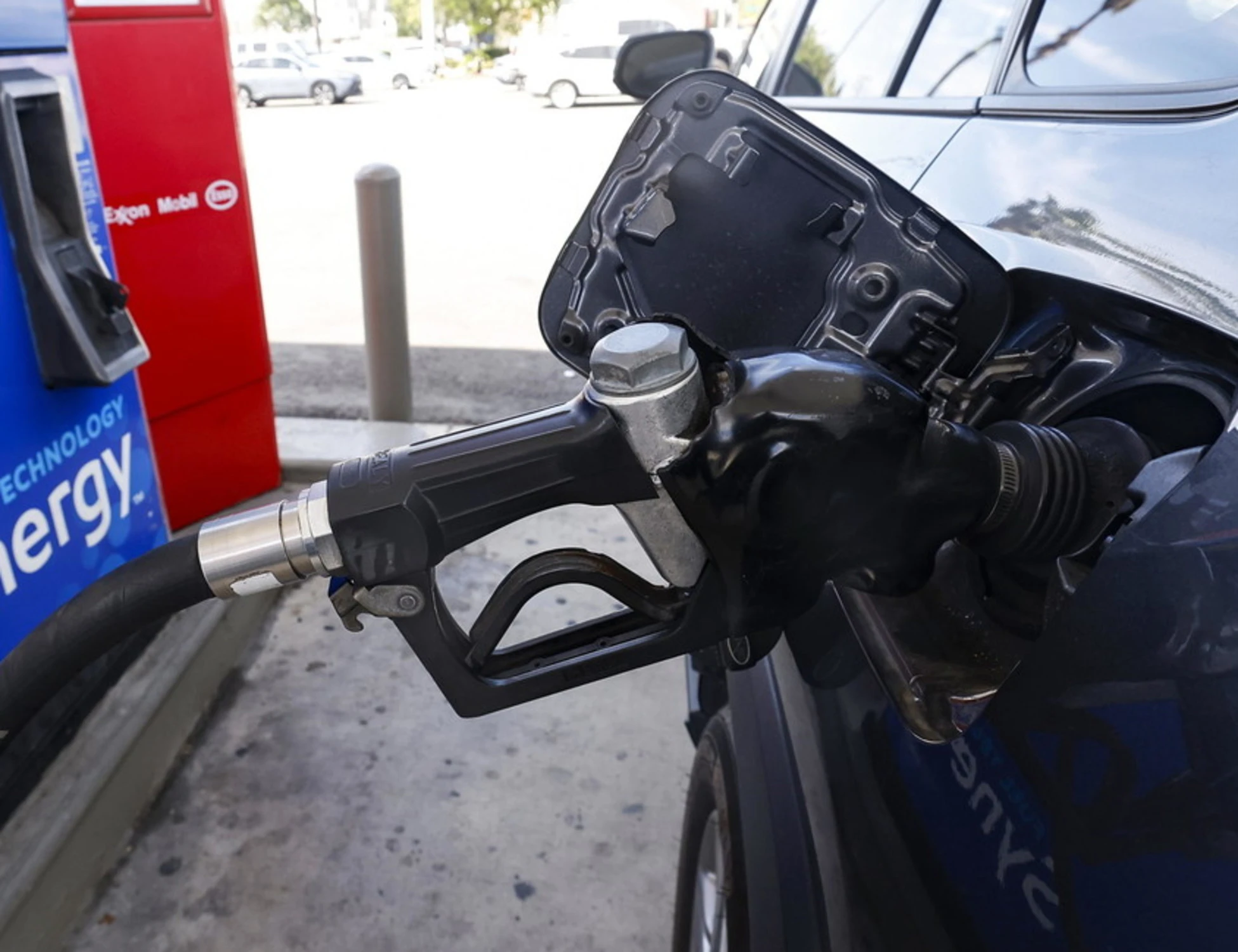 Iran, la guerra nel Golfo in diretta: "Niente export di petrolio", Teheran va a schiantarsi