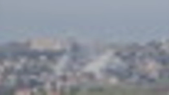 Libano, dopo raid israeliani nel sud, nuvole di fumo sui villaggi