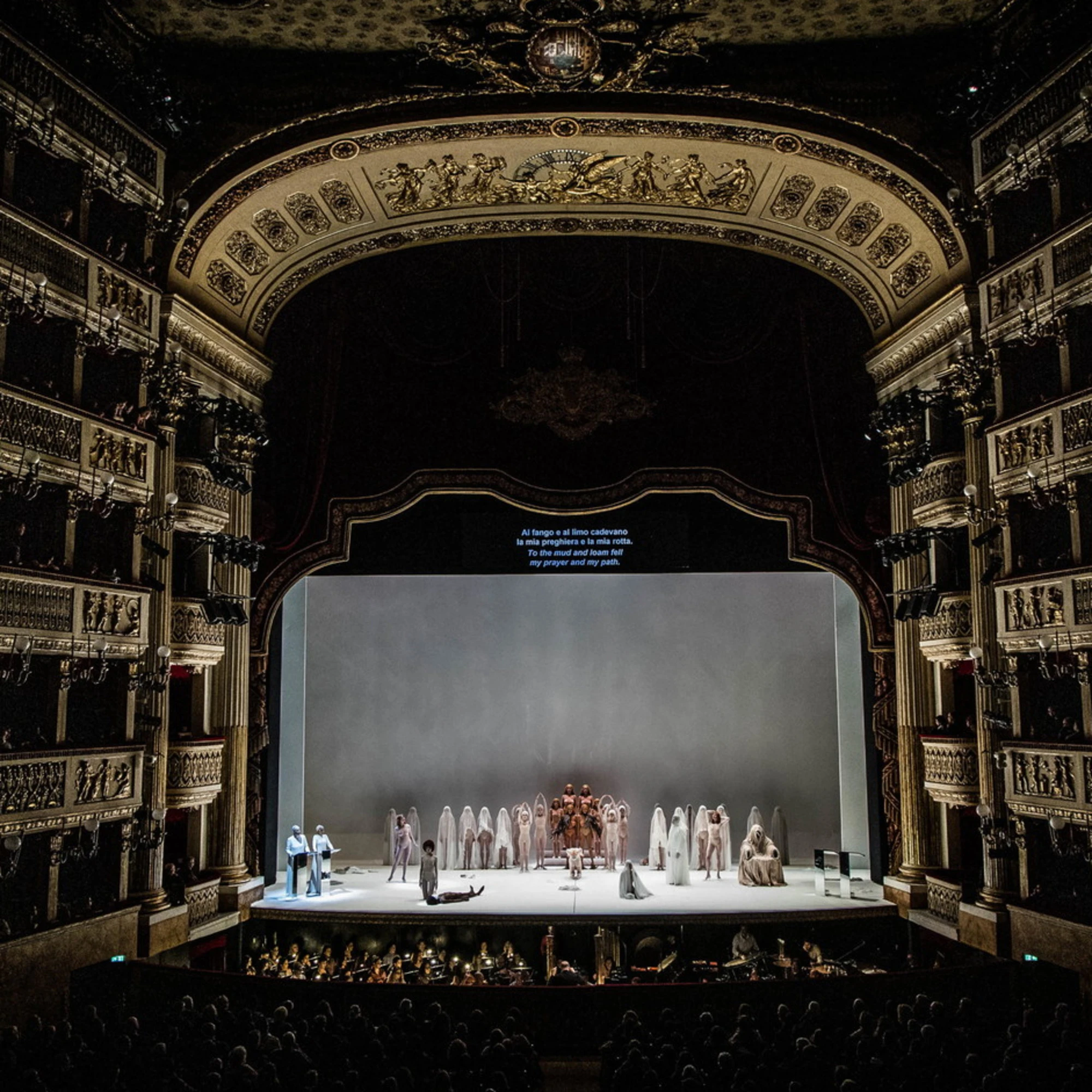 Le zone grige dell'opera non sono solo al San Carlo
