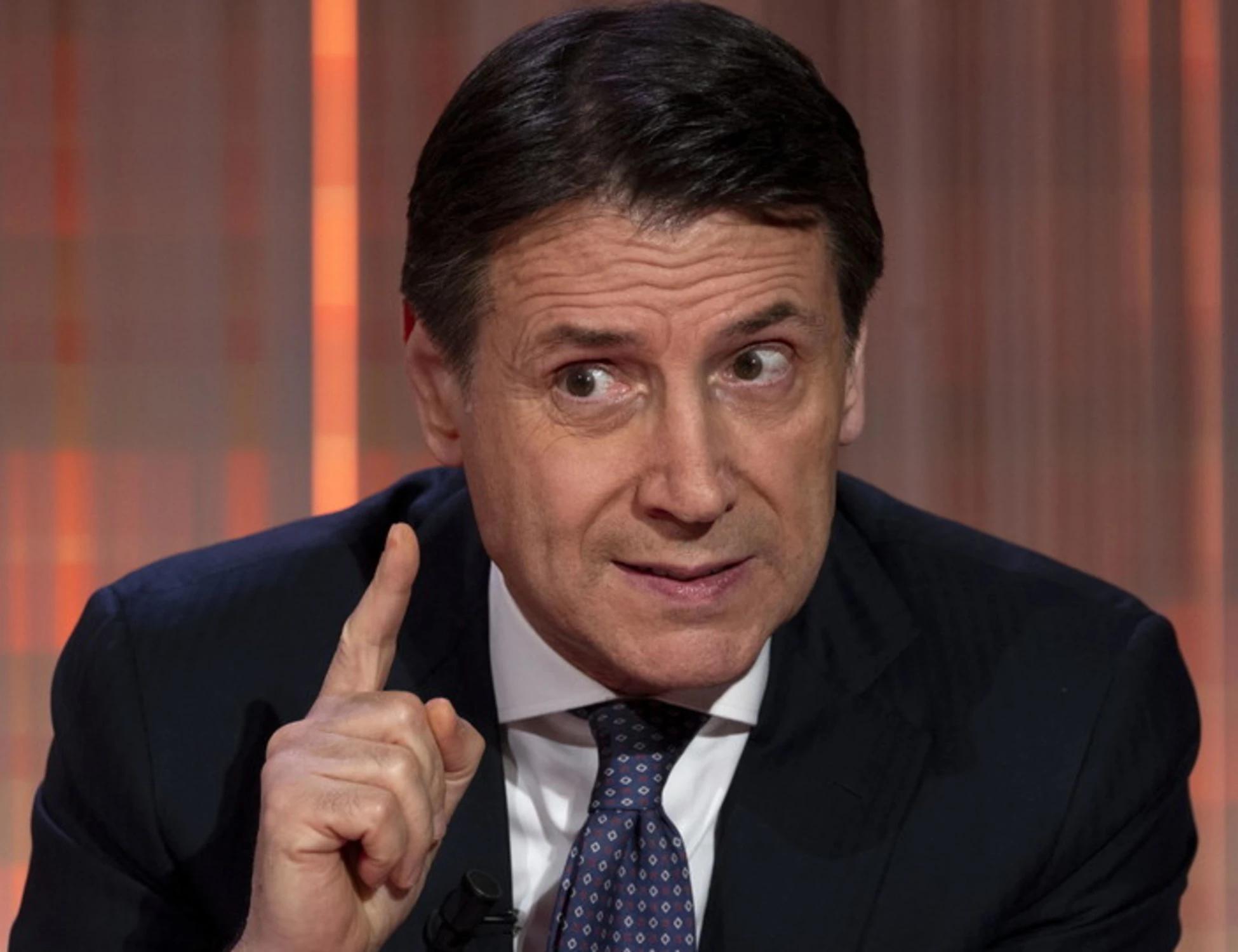 Superbonus, FdI picchia duro: "Frodi per 192 miliardi, Giuseppe Conte disastroso"