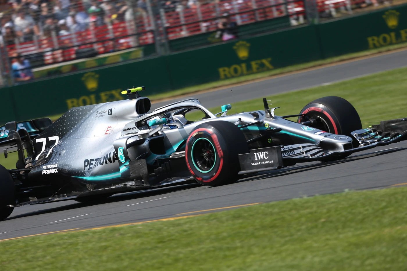 Gp Australia, trionfa Bottas su Hamilton. Ferrari, subito disastro: lontanissime dalle Mercedes