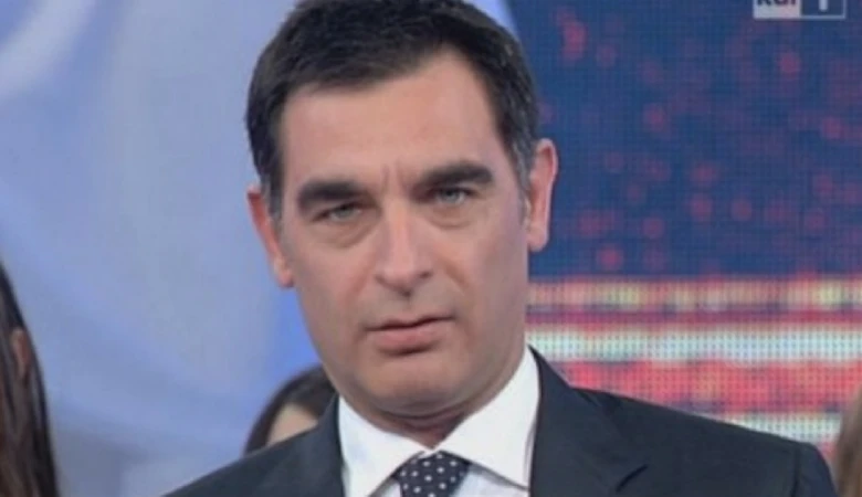 La vita in diretta, Tiberio Timperi inizia la stagione col botto: dopo la bestemmia, il trionfo in Rai