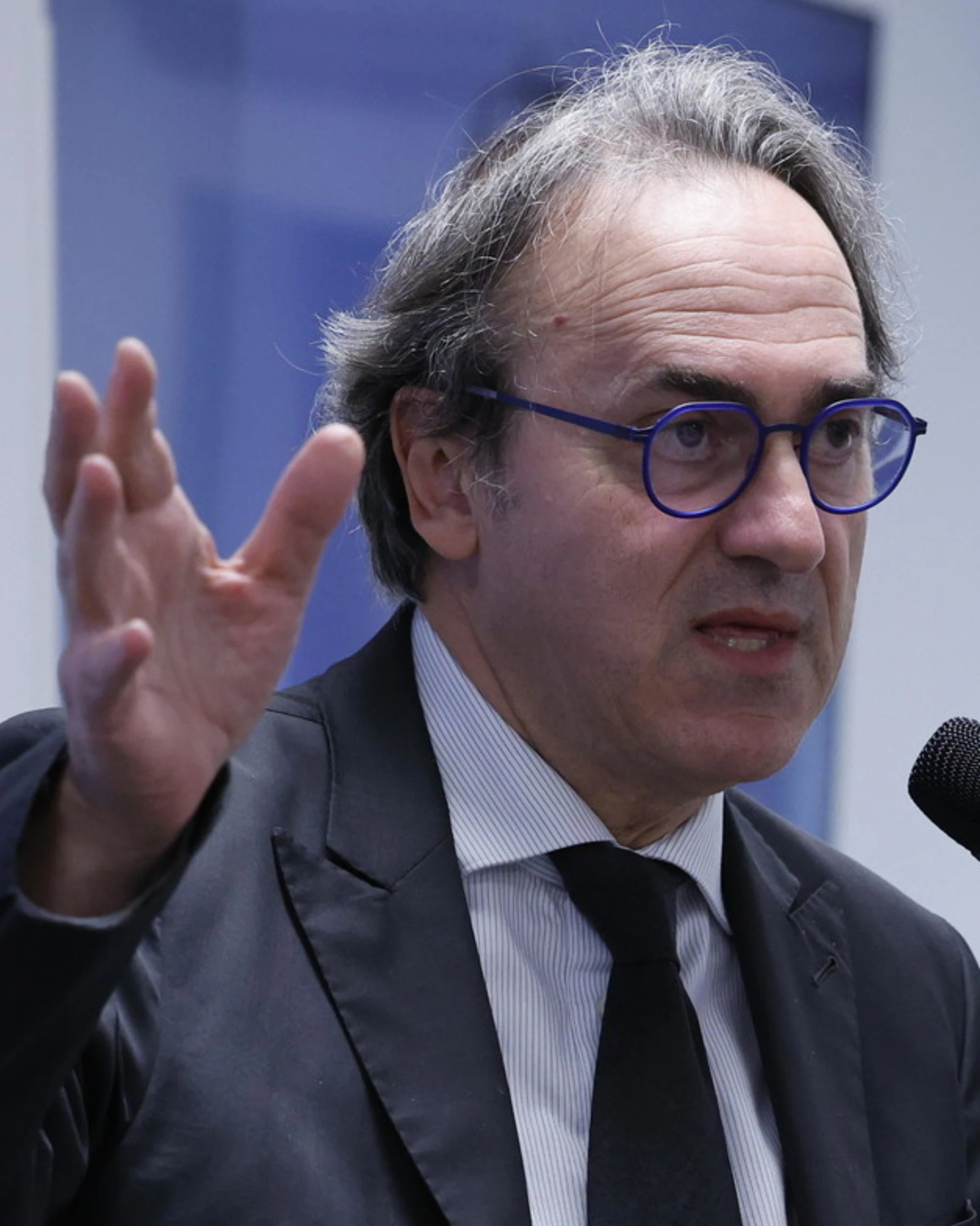 Angelo Bonelli, ennesimo delirio: "Meloni vuole incarcerare i lavoratori in sciopero"