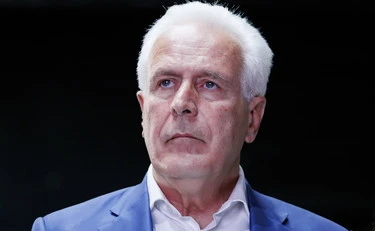 https://media.liberoquotidiano.it/uD8-jR2dRPiQQpW6Wg8dDtf4XFPa5tAOnhKA38HoJK8/width:800/quality:90/aW1hZ2VzLzIwMjUvMDkvMDIvMDg0NTIzOTk3LWYwZWU1NzcwLTQxODMtNDIyZS1iN2M0LWUzYmY3MDEzNzczMy5qcGc.webp
