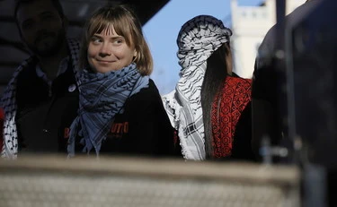 Ci siamo finti finanziatori pro-Pal: il giro di soldi è senza controllo