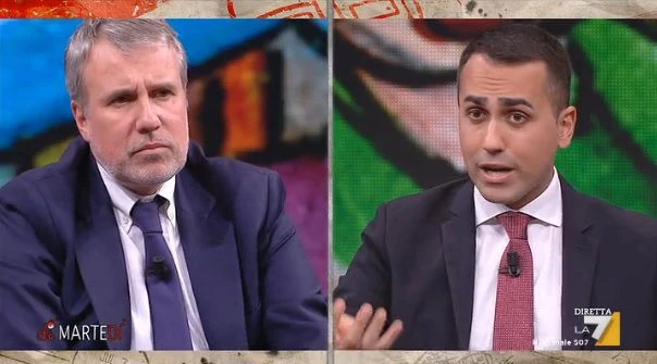 DiMartedì, Giovanni Floris porta in studio Gerardo Greco: pesantissimo messaggio a Mediaset?