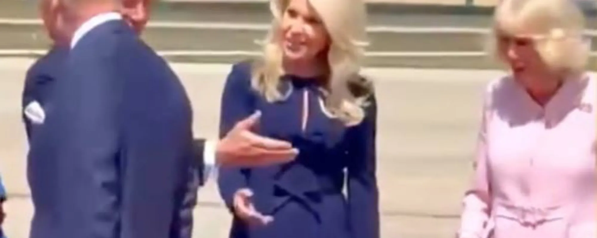 Figuraccia di Camilla dopo l'arrivo negli Usa: l'ira di Carlo <span style="color: rgb(153, 0, 0);">Video</span>