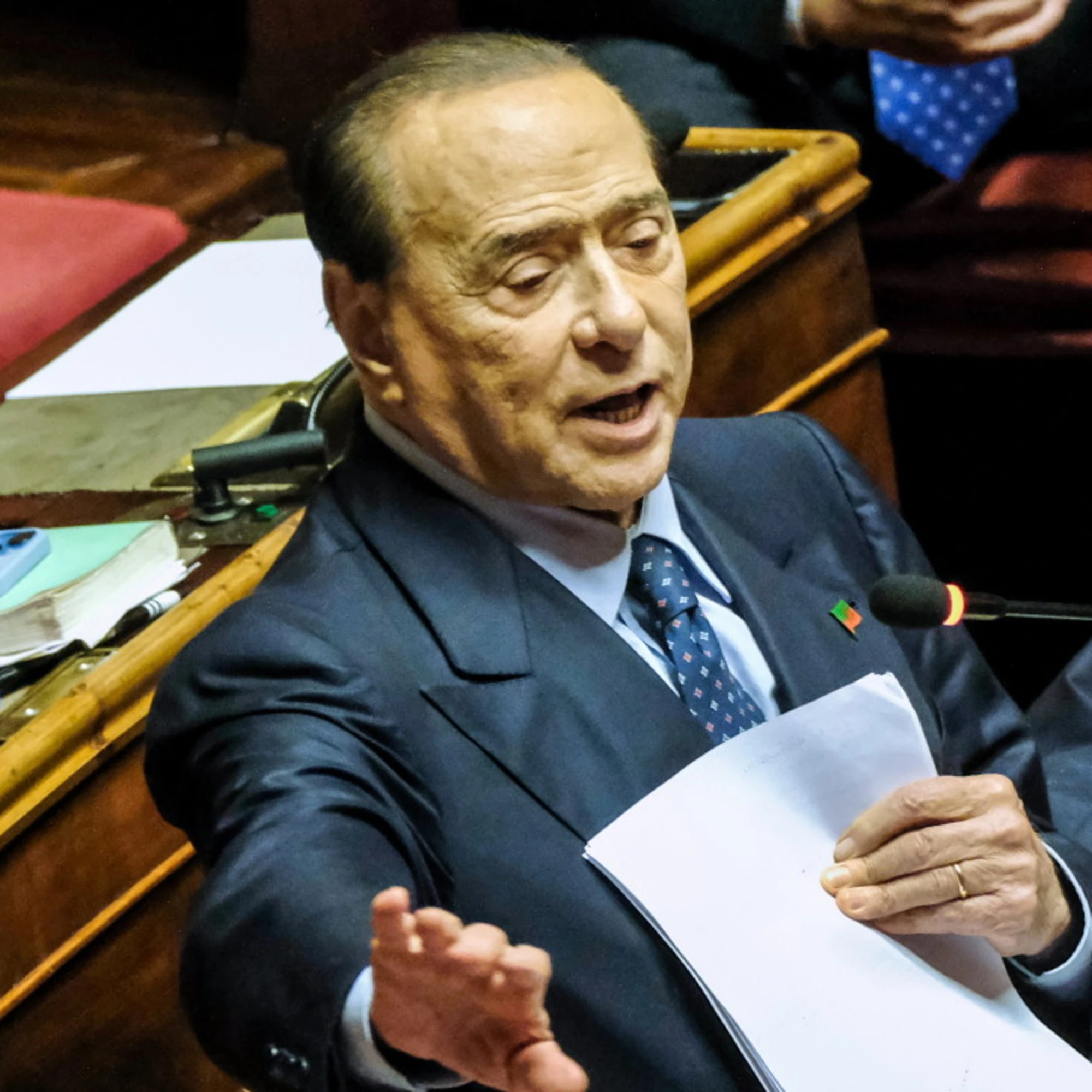 "Silvio, ci manchi?": il segreto del comunicatore imbattibile
