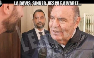 https://media.liberoquotidiano.it/uGznkd8C3RH92kWK89QFuLmDGHemEkBV-d6hwMIEHks/width:800/quality:90/aW1hZ2VzLzIwMjUvMTAvMjYvMTQwNzA1NTk1LTcyMmNlZTMzLWY1NTEtNDg0Ny04YjljLTkwMzNjMTdiZjczMS5qcGc.webp