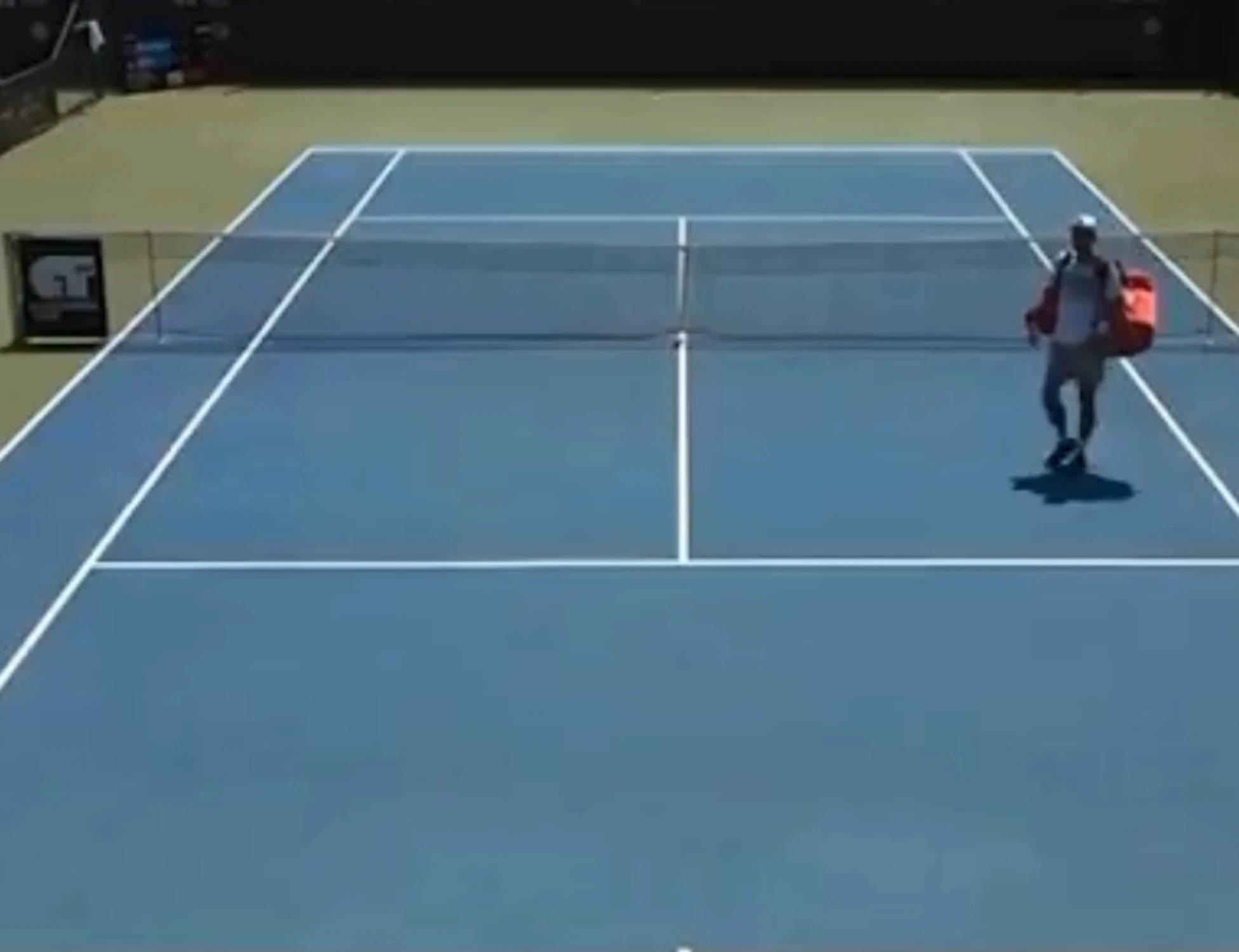 Rosenkranz, vince il primo set e va a farsi una doccia: squalificato