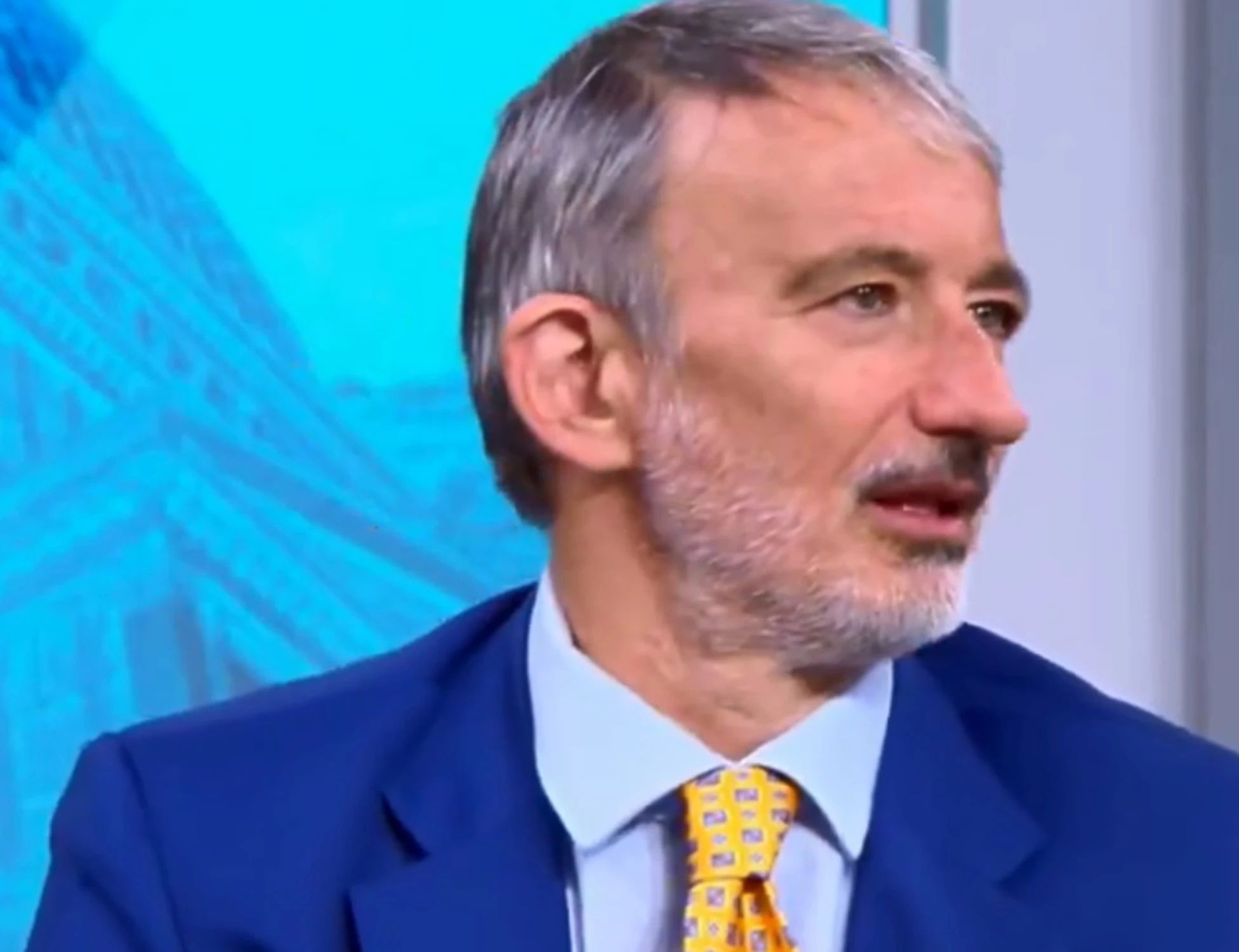 4 di Sera, Senaldi: "Italiani in vacanza? Cosa dimentichiamo"