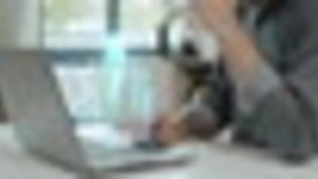 Giovani e AI: il conforto emotivo arriva dall'intelligenza artificiale