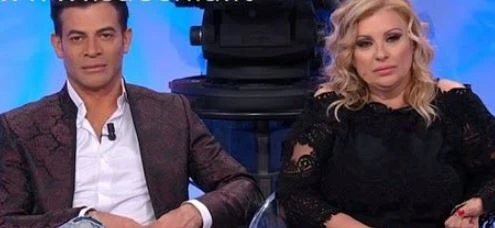 Uomini e donne, Tina Cipollari e Gianni Sperti tornano e i telespettatori impazziscono: "Come sono conciati"