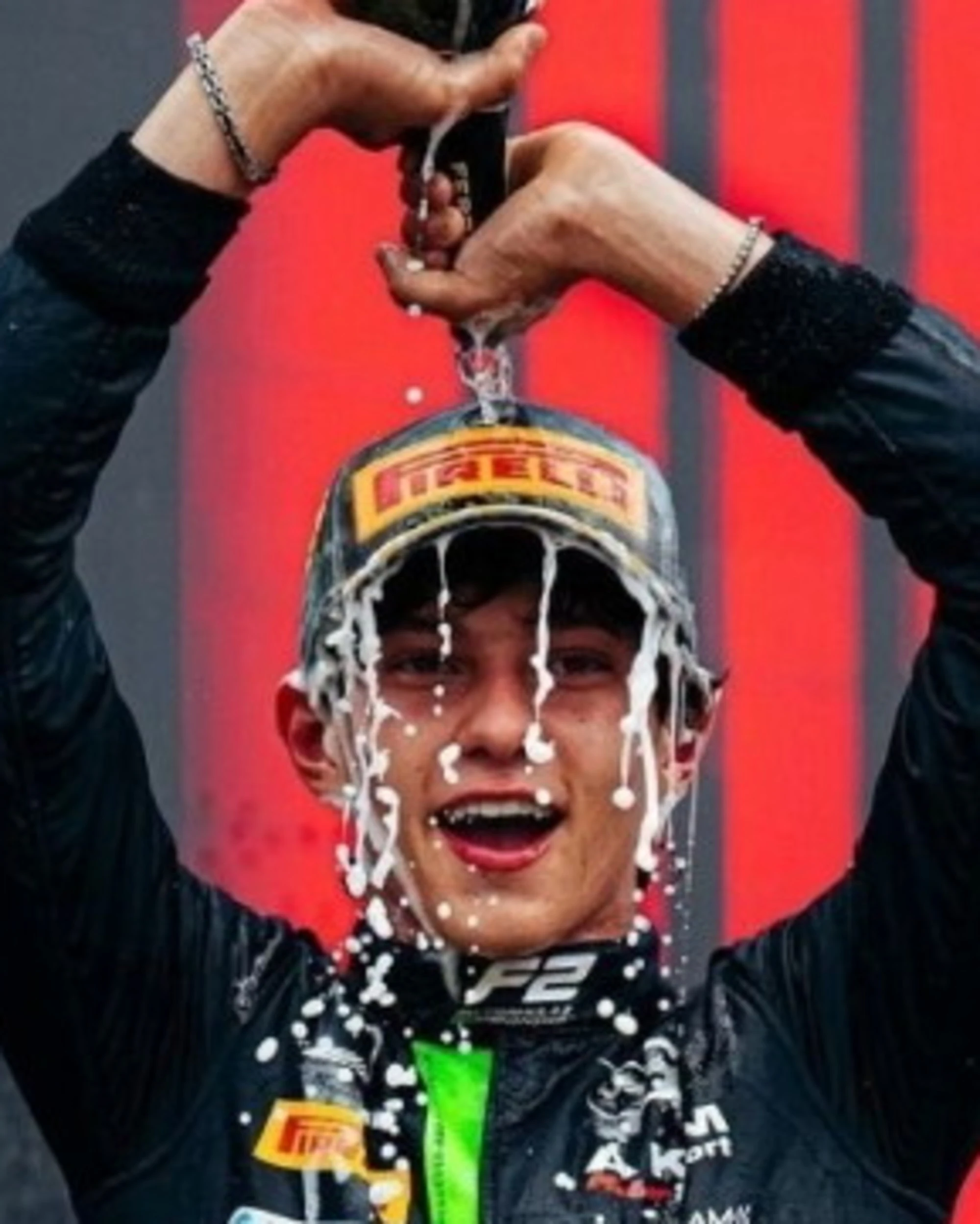 Kimi Antonelli e lo champagne: perché è un gesto pazzesco