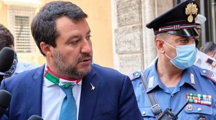 Matteo Salvini, retroscena sull'agguato giudiziario: "Mi trattano come un mafioso"