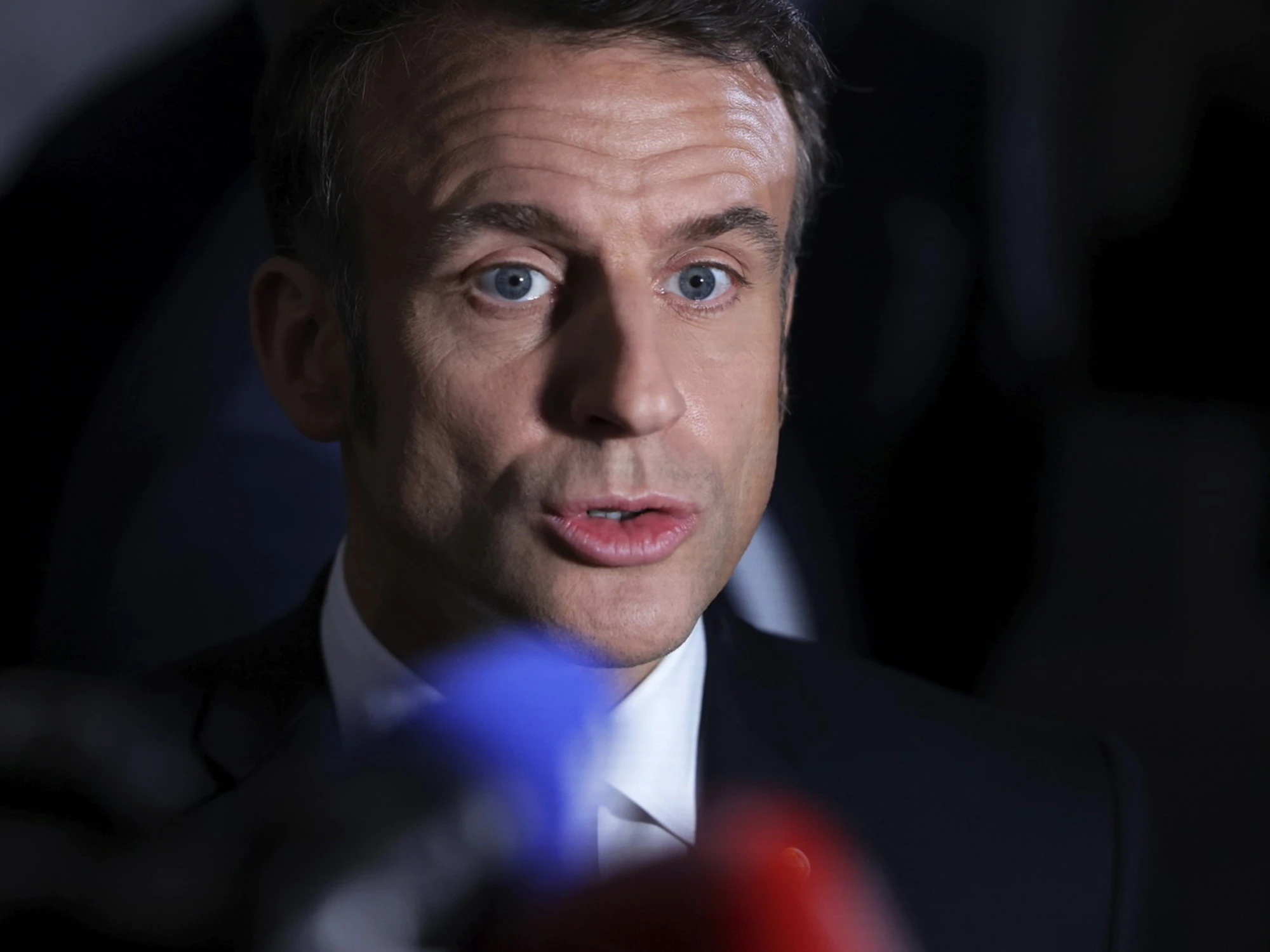 Secondo voi Macron dovrebbe dimettersi?