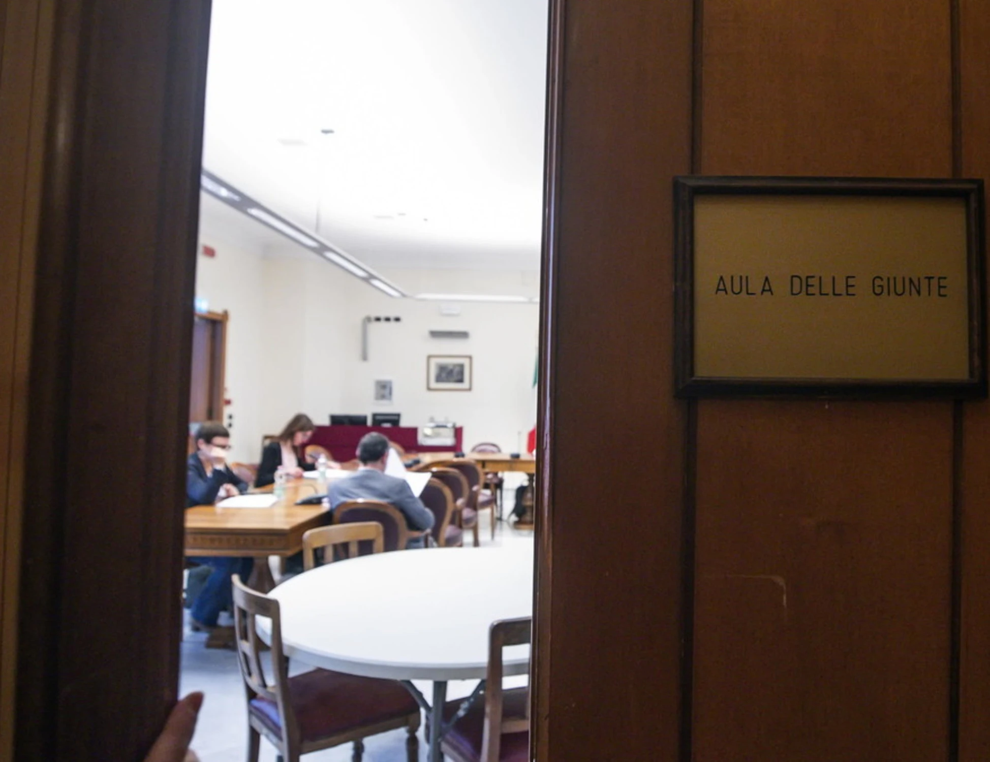 Almasri, come funziona la giunta per le autorizzazioni e chi deciderà