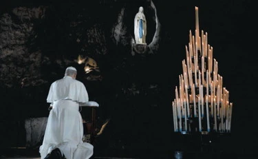 Nella grotta di Lourdes Leone condanna aborto ed eutanasia