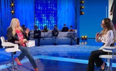 Domenica In, tensione tra Mara Venier e Ornella Muti: "Perché devo farlo?"