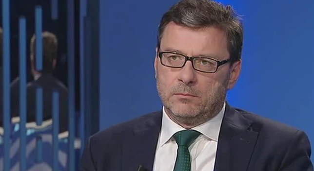 Giorgia Meloni, la frecciata di Giorgetti: "È troppo aggressiva, noi abbiamo sempre mantenuto il rispetto"