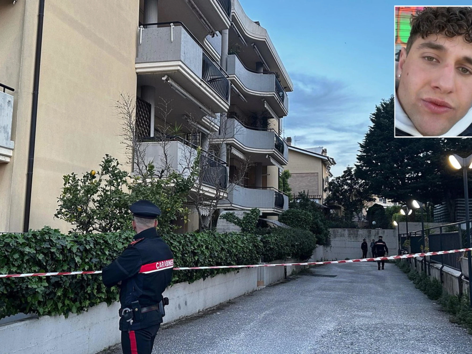 Vasto, il padre: "Era mezzogiorno, gli ho detto di alzarsi". Poi uccide il figlio con l'ascia