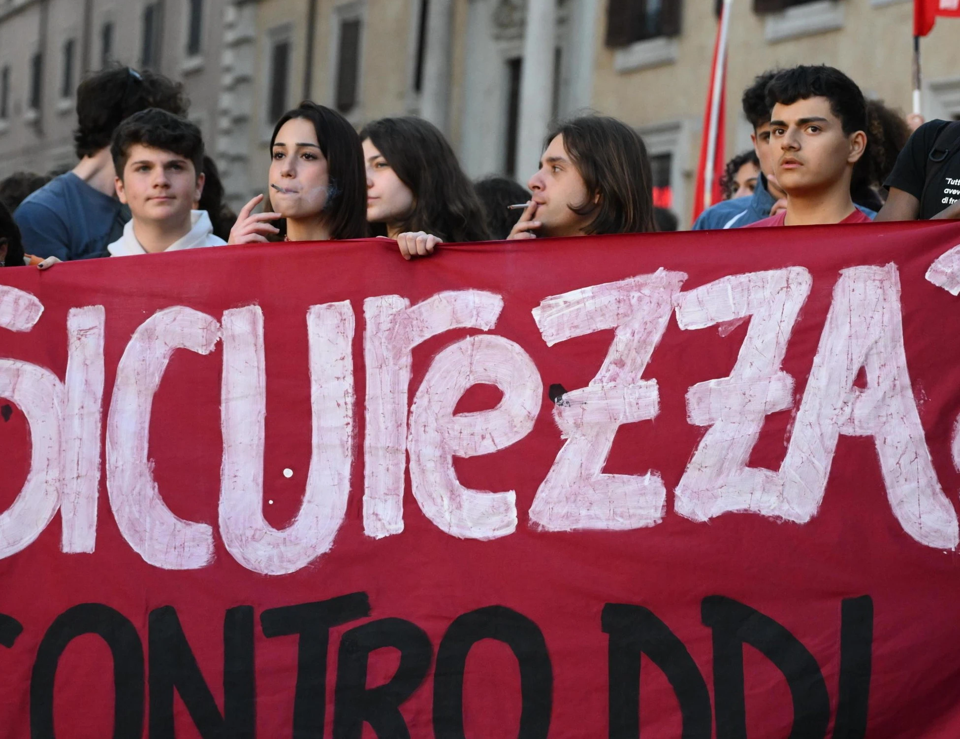 Occupazioni, sgomberi rapidi? Il Pd insorge contro la norma
