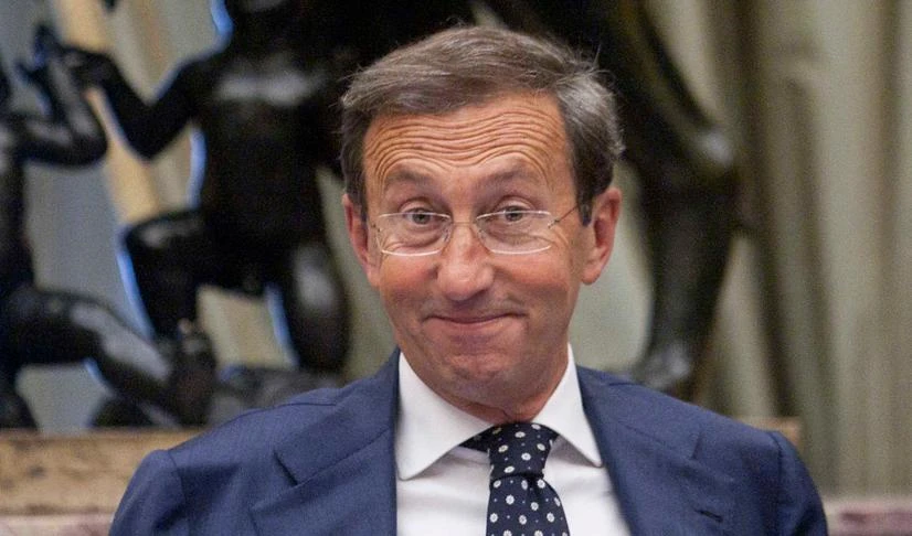 La sinistra vuol riesumare Fini"Lui presidente un imparziale"