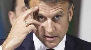Emmanuel Macron? Il soufflé del galletto è destinato ad afflosciarsi