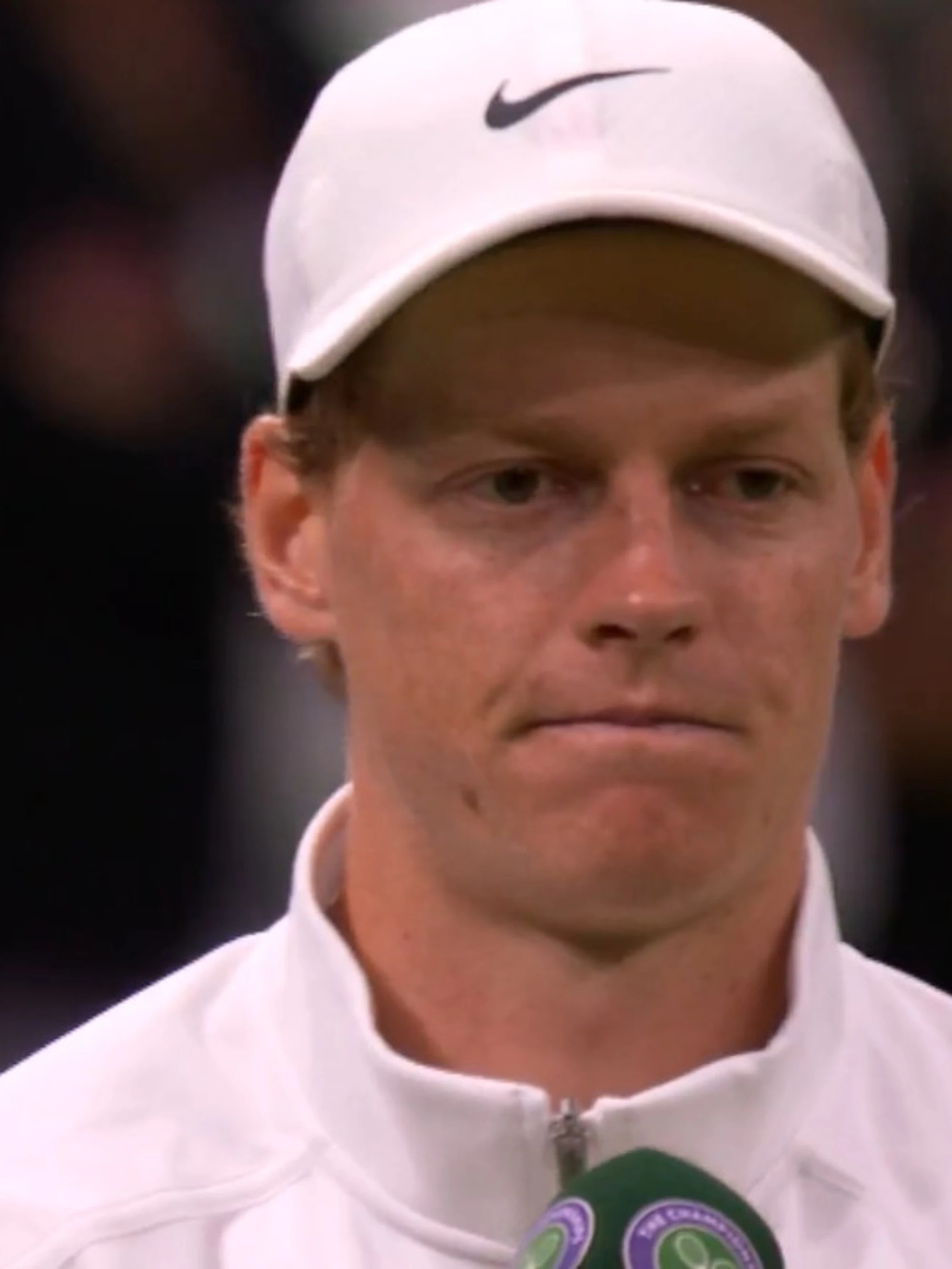 Sinner annulla l'allenamento: tam tam impazzito da Wimbledon
