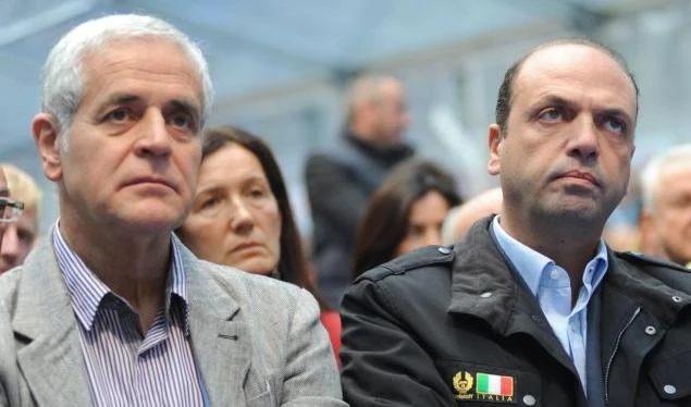 Legge elettorale, Forza Italia apre al Pd, Formigoni (Ncd) sbotta: "Riforme insieme o non c'è più maggioranza"