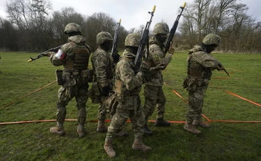 Londra, il capo delle forze armate: "Russia? Prepariamoci a proteggerci"