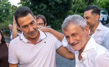 https://media.liberoquotidiano.it/ufi4kkKdf73wzrs0LQppMu1HPBU_PZk6iFsTHO2e5hM/width:800/quality:90/aW1hZ2VzLzIwMjYvMDYvMjUvMDc1NTA2Nzc3LTQ0NDdhOGE1LWY1NjEtNDE4OC1hNjFkLWI3MGYyZWU4ZWMzOS5qcGc.webp