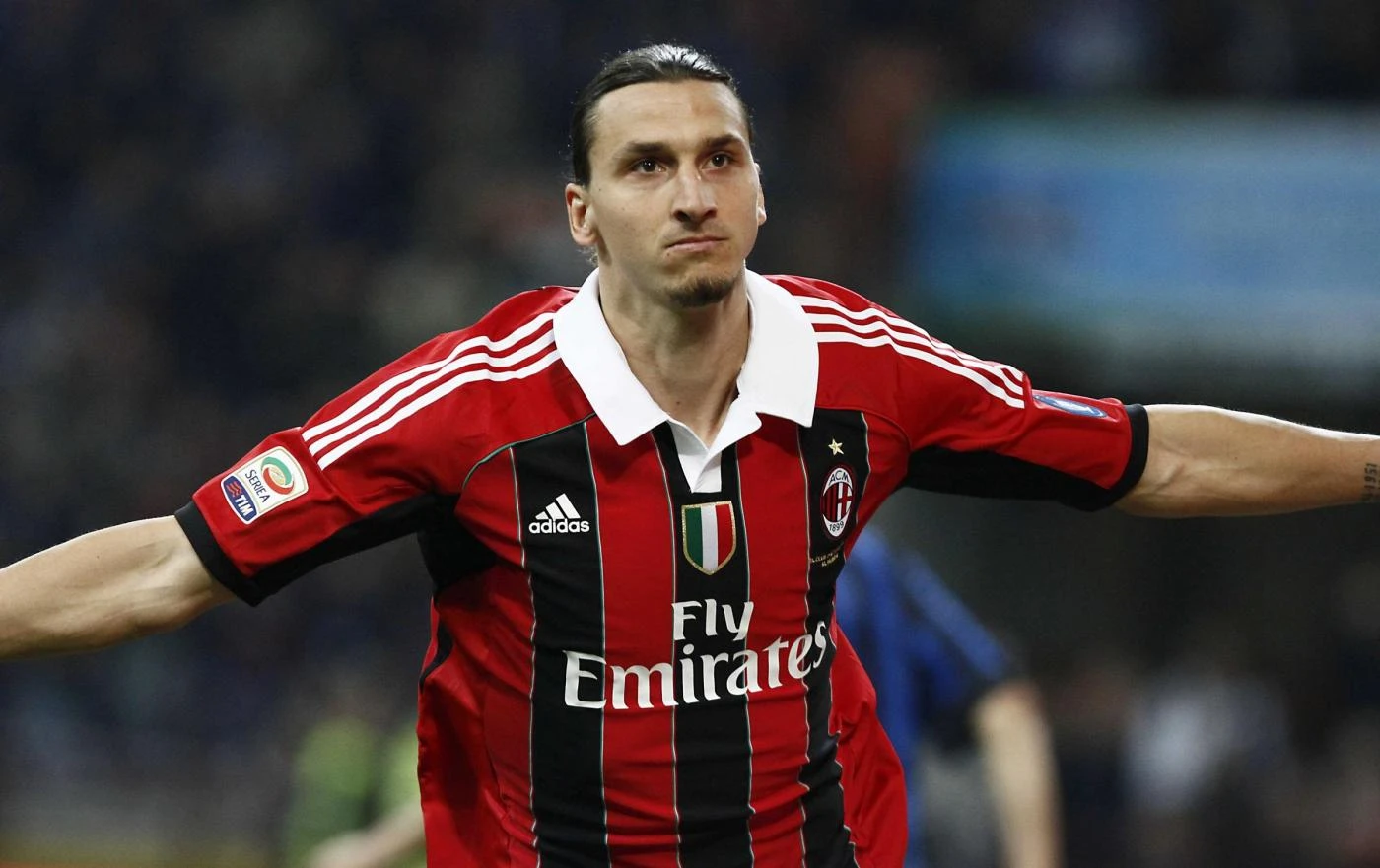 Zlatan Ibrahimovic, una clamorosa seconda lettura: "Torna in Italia per sfidare Cristiano Ronaldo"