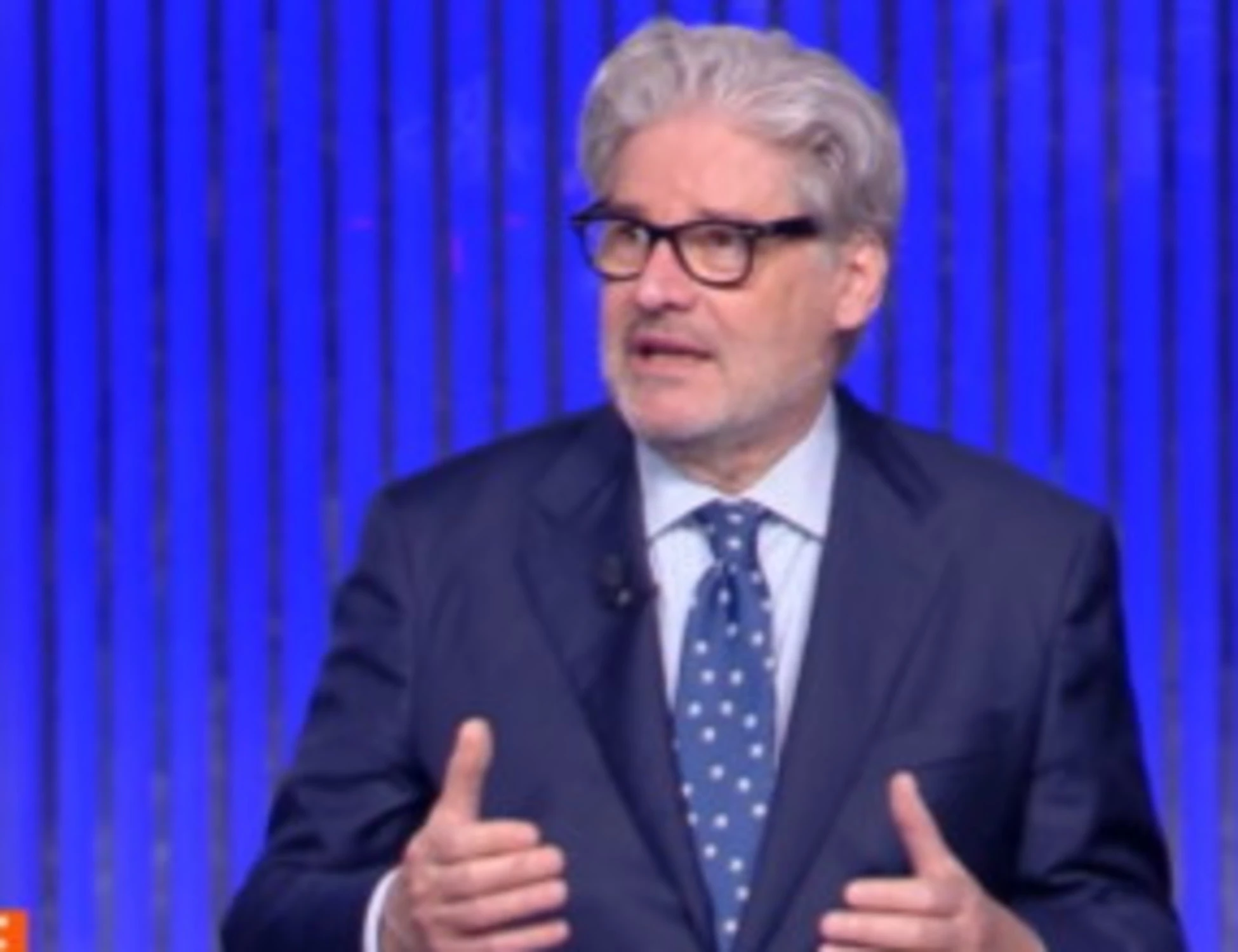 Del Debbio sbotta: "Questa Unione europea non mi serve. Schifezza totale!"