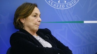 Luciana Lamorgese, la rivolta della polizia contro il ministro: "Noi la sfiduciamo"
