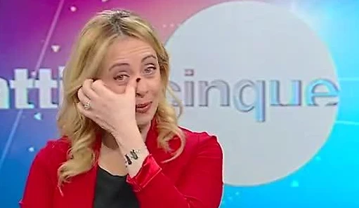 Giorgia Meloni si confessa: "Sono cresciuta senza padre, ora con Ginevra il Natale è meraviglioso"