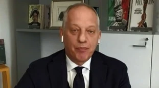 Peter Gomez a L'Aria Che Tira su Italia Viva: "Vogliono avere una carriera politica? Impossibile in quel partito"