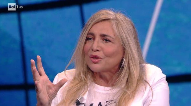 Che tempo che fa, Mara Venier da Fabio Fazio: cosa potrebbe svelare, tensione ai vertici Rai