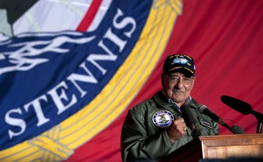 Iran, Leon Panetta: "Chi verrà coinvolto nella guerra", scenari estremi