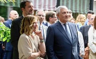 Sondaggi, solo conferme: il centrodestra vola, Pd e M5s in imbarazzo