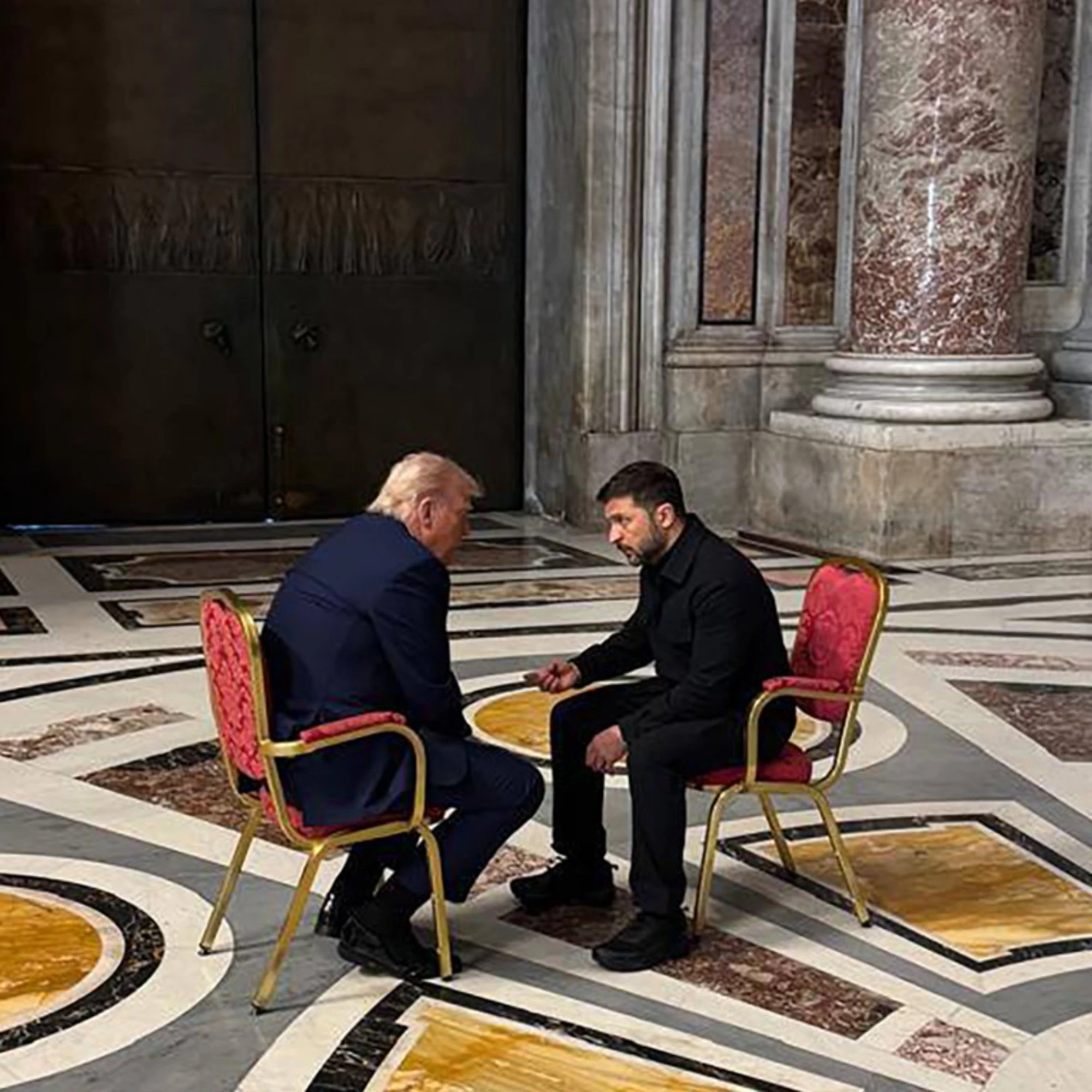 Perch&eacute; Trump e il Papa possono costruire la pace