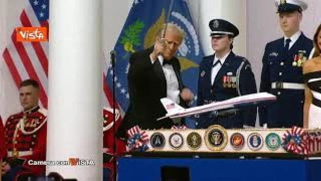 Viva la alegrìa! Su Camera con Vista, il programma di Alexander Jakhnagiev in onda su La7