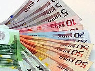 Confindustria: credito allo stremo, subito unione bancaria europea