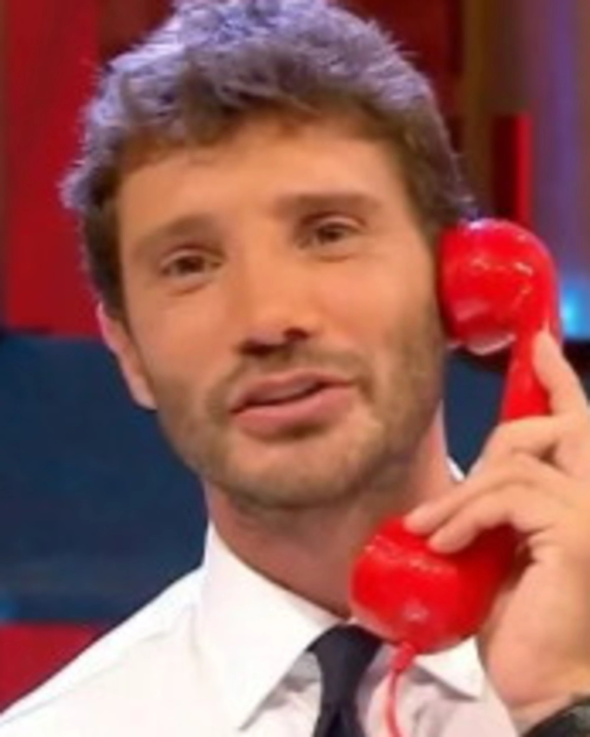 Affari Tuoi, "durata due sere": clamoroso colpo di scena, in studio cambia tutto