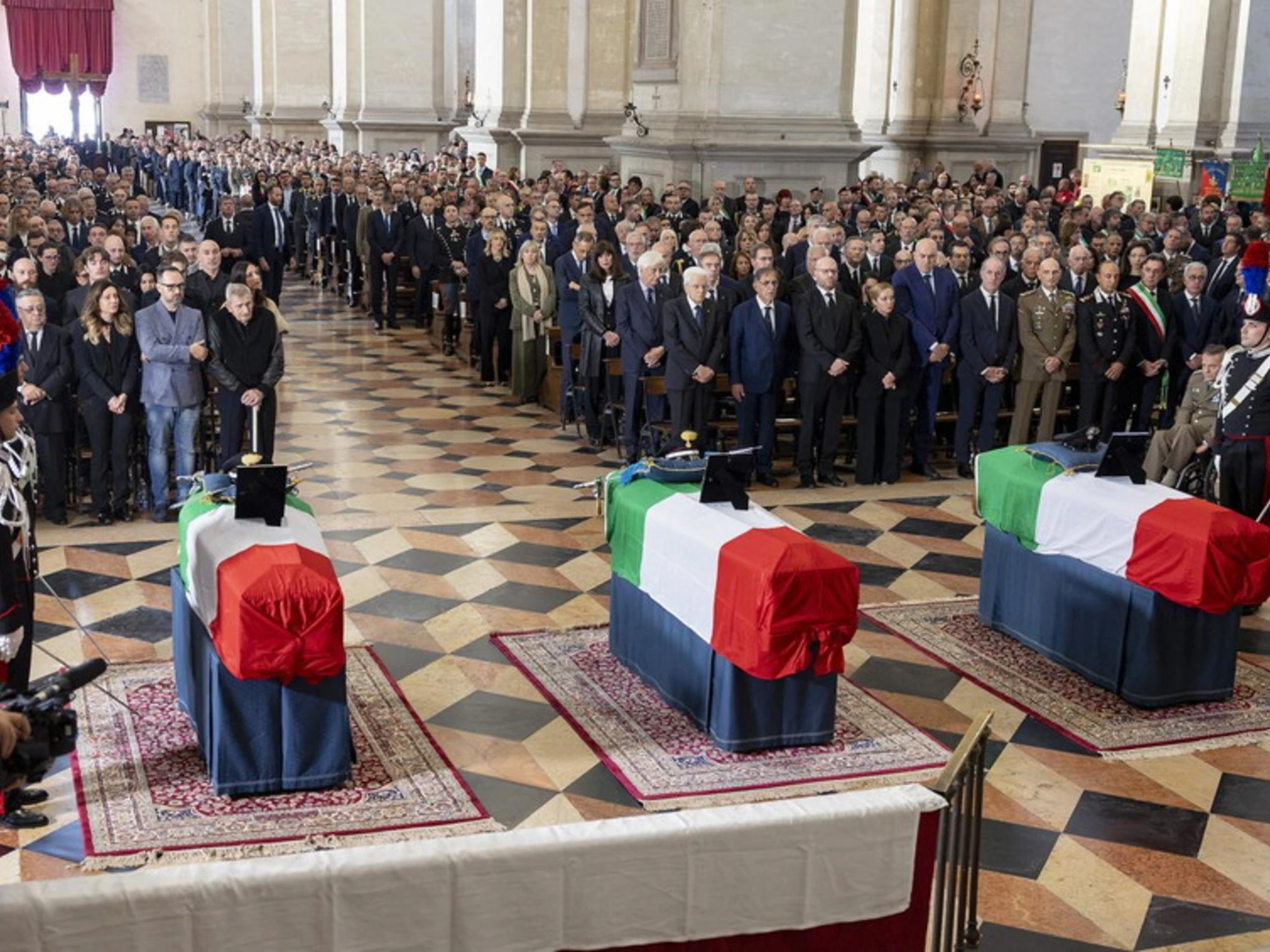 Castel d'Azzano, l'ultimo atto d'amore dei nostri carabinieri